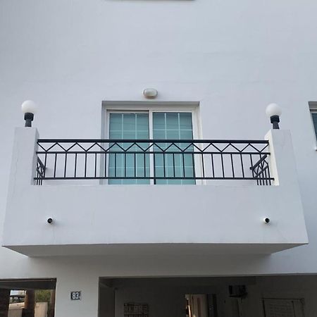 Kika Court 2 Lejlighed Paralimni Eksteriør billede